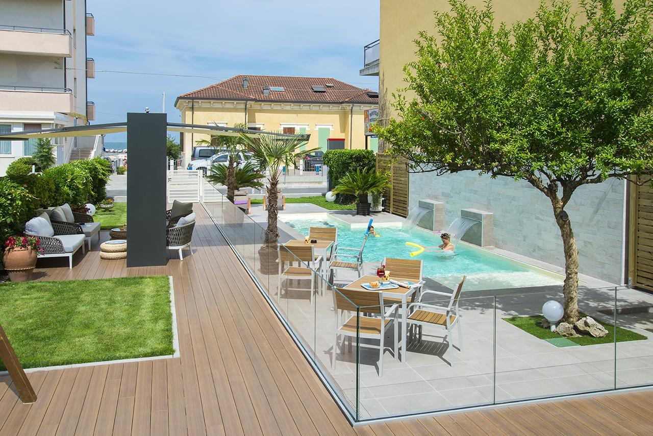 Hotel Olimpia Bellaria-Igea Marina Exterior foto