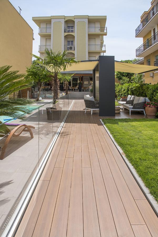 Hotel Olimpia Bellaria-Igea Marina Exterior foto