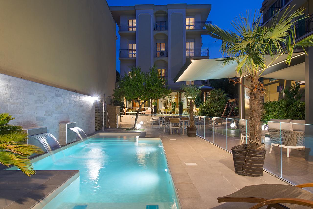 Hotel Olimpia Bellaria-Igea Marina Exterior foto